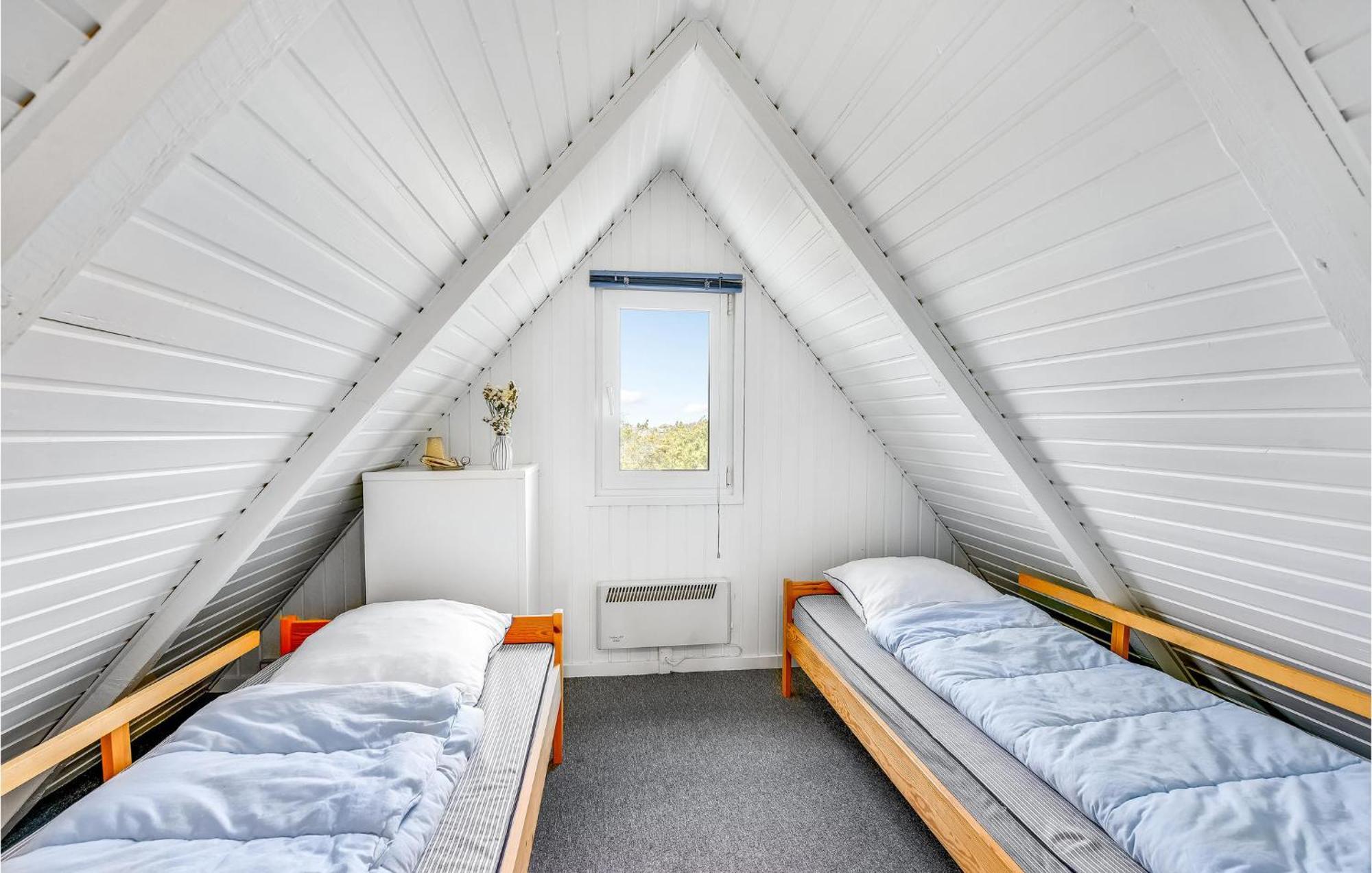 Cozy Home In Hvide Sande Bjerregard Exterior photo