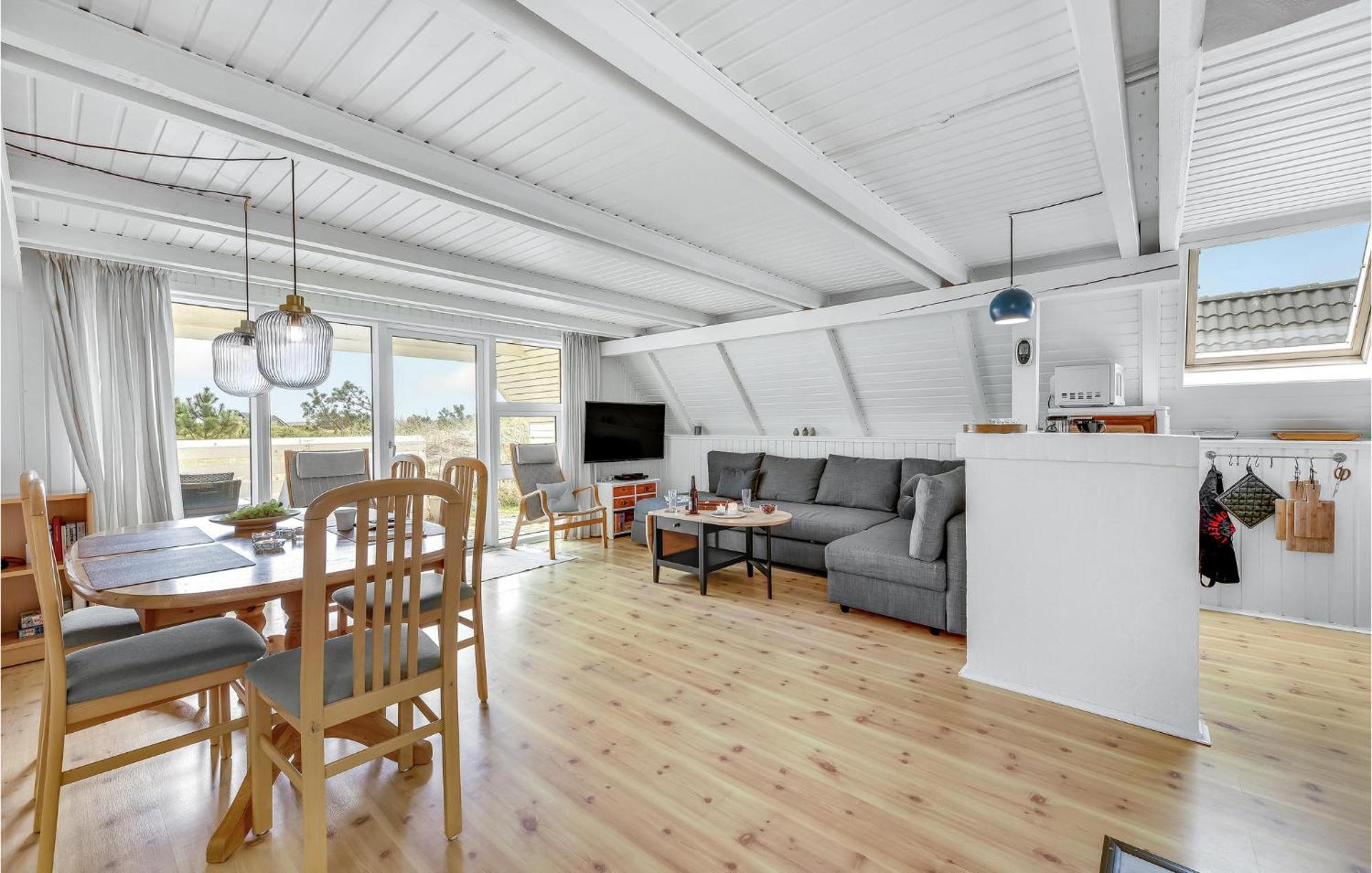 Cozy Home In Hvide Sande Bjerregard Exterior photo